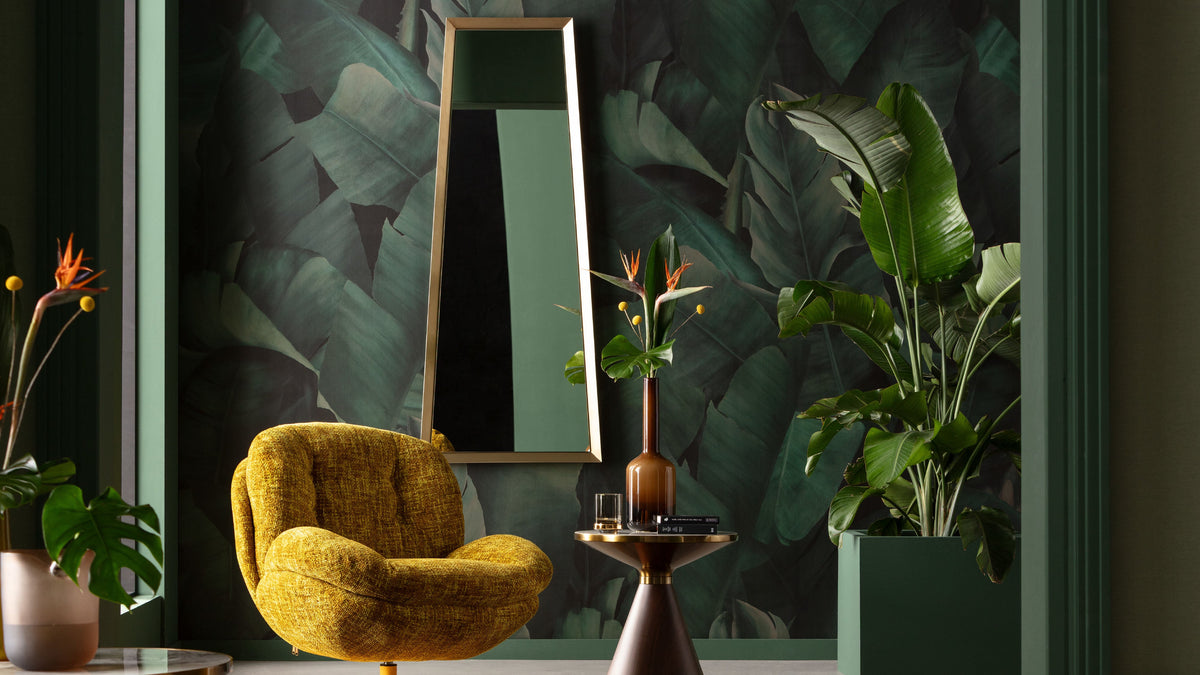 Your Console Table Is More Important Than You Think: How to Style It With a Mirror, Vase, Table Lamp, Sculpture and the Right Decorative Objects